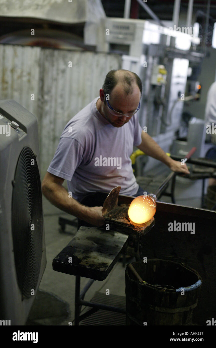 Craftsmen making glass products by handIndividual Solitary Single Occupation Work Job Craftsman Skilful Craftsmen Indus Stock Photo