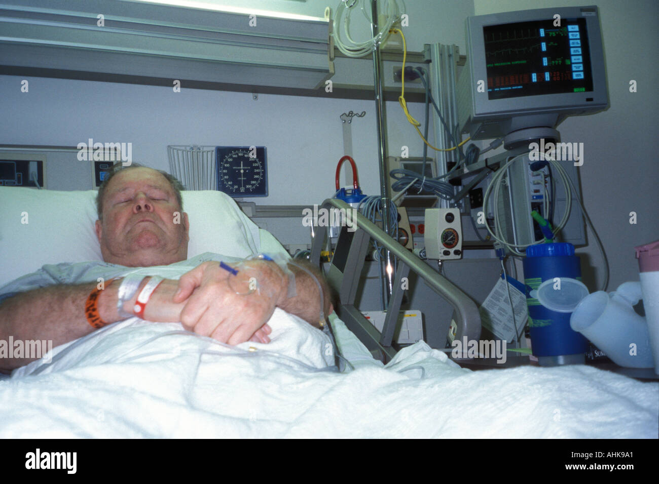 Heart Attack Victim in ICU Stock Photo Alamy