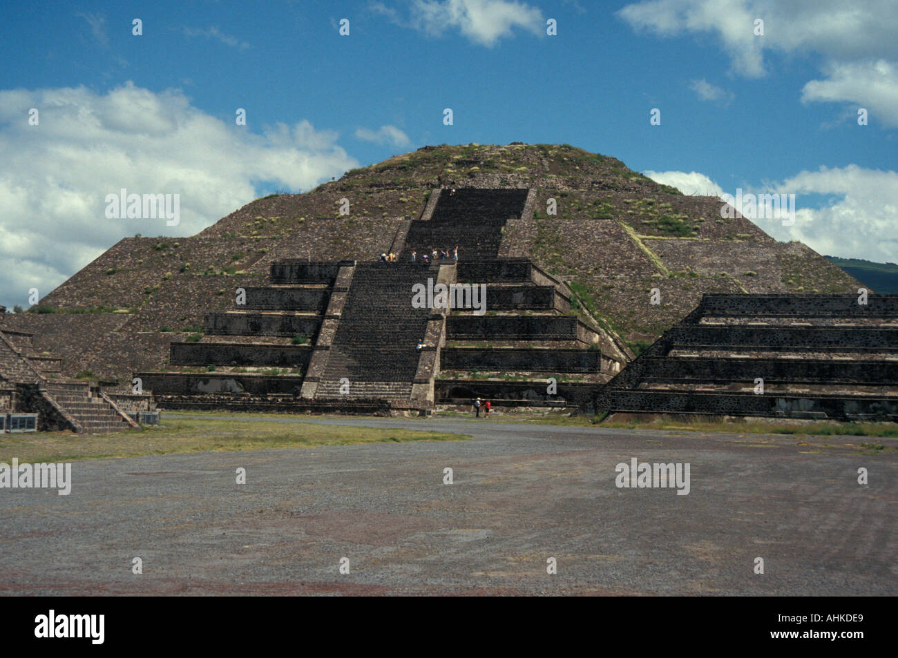 Pyramid of the moon Teothihuacan Mexico Stock Photo - Alamy