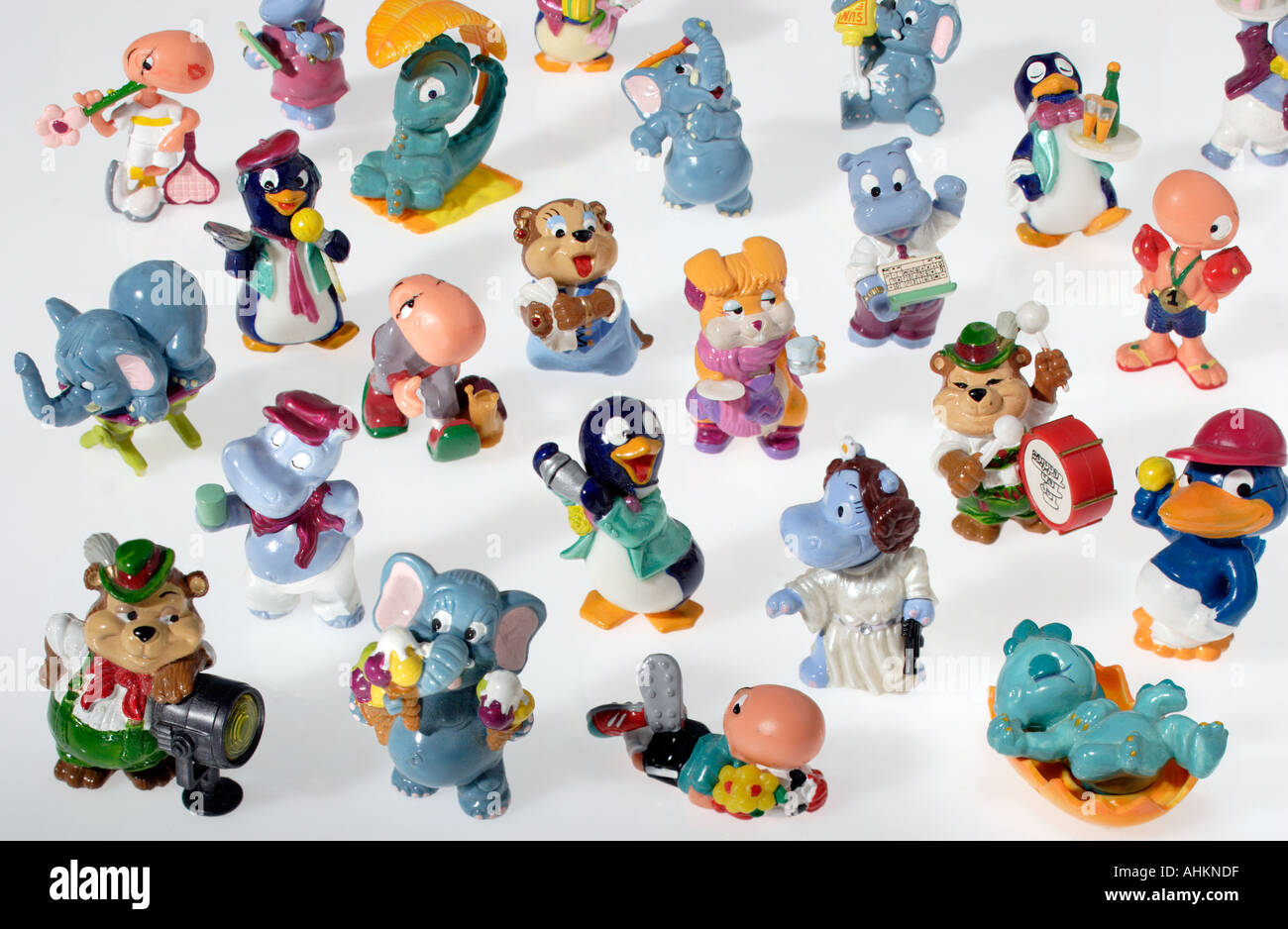 SpongeBob SquarePants 2005 Kinder Surprise Figures Set – Original Collectibles