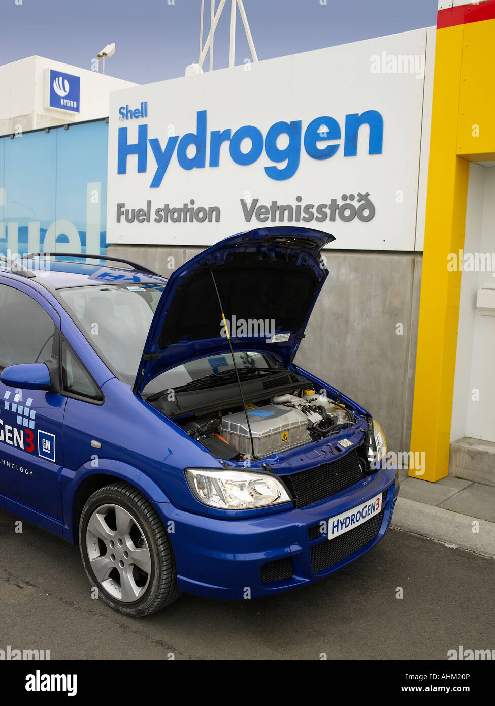 HydroGen 3 Fuel Cell Minivan at Hydrogen Plant, Reykjavik Iceland Stock