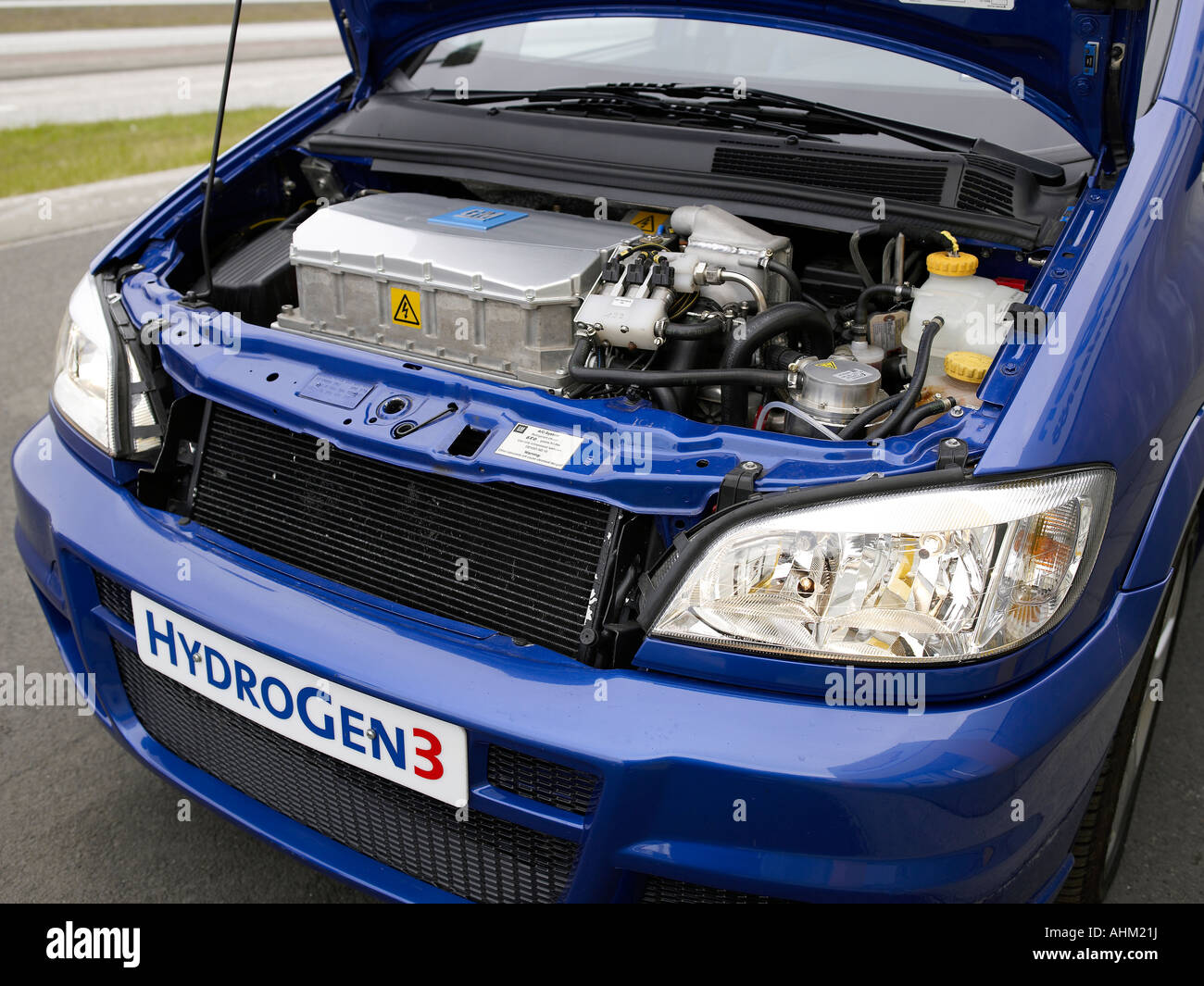 HydroGen 3 Fuel Cell Minivan at Hydrogen Plant, Reykjavik Iceland Stock