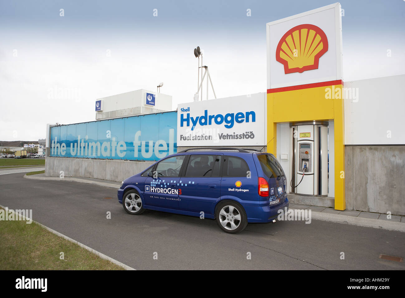 HydroGen 3 Fuel Cell Minivan at Hydrogen Plant, Reykjavik Iceland Stock