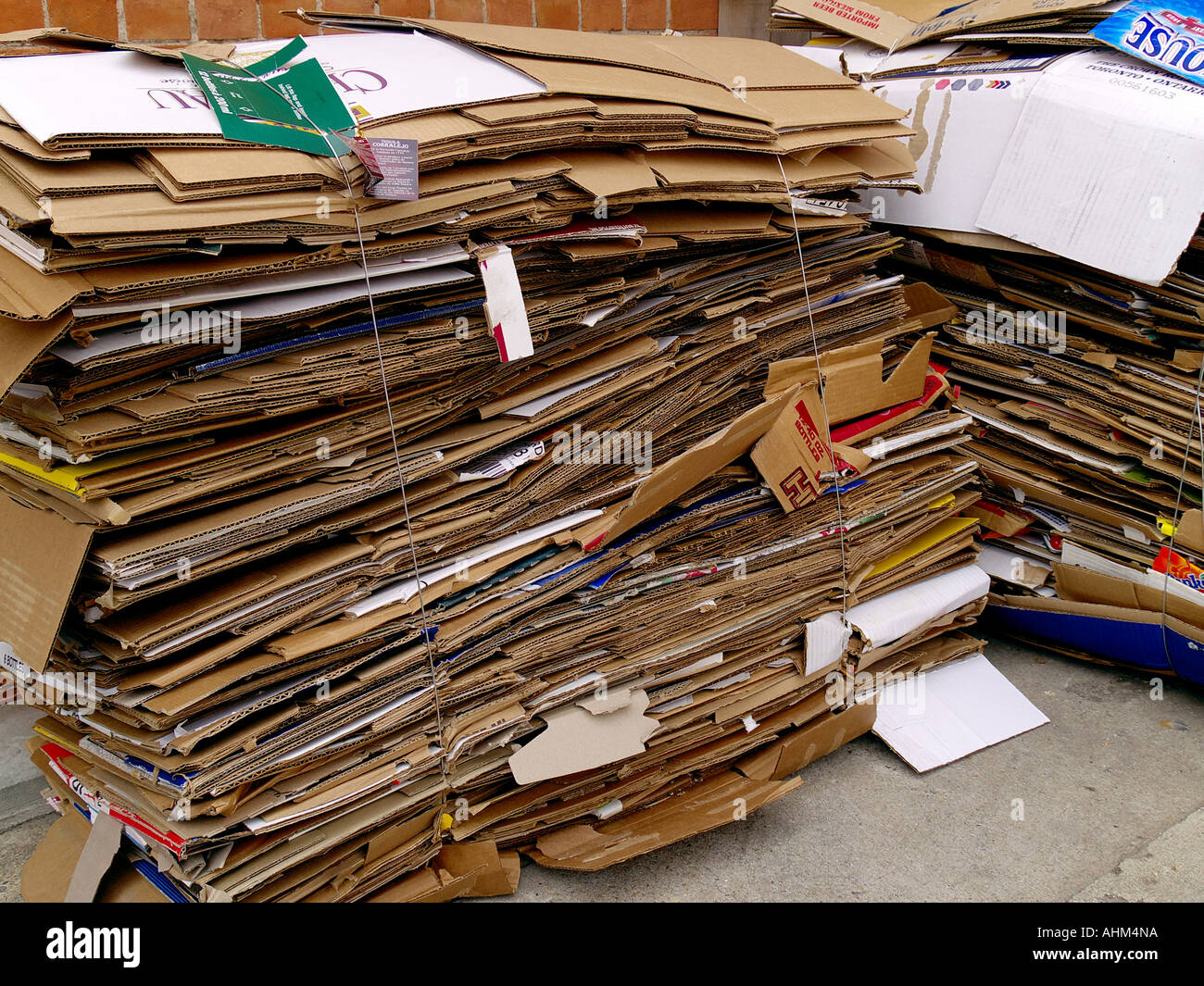 Collapsed cardboard boxes hires stock photography and images Alamy