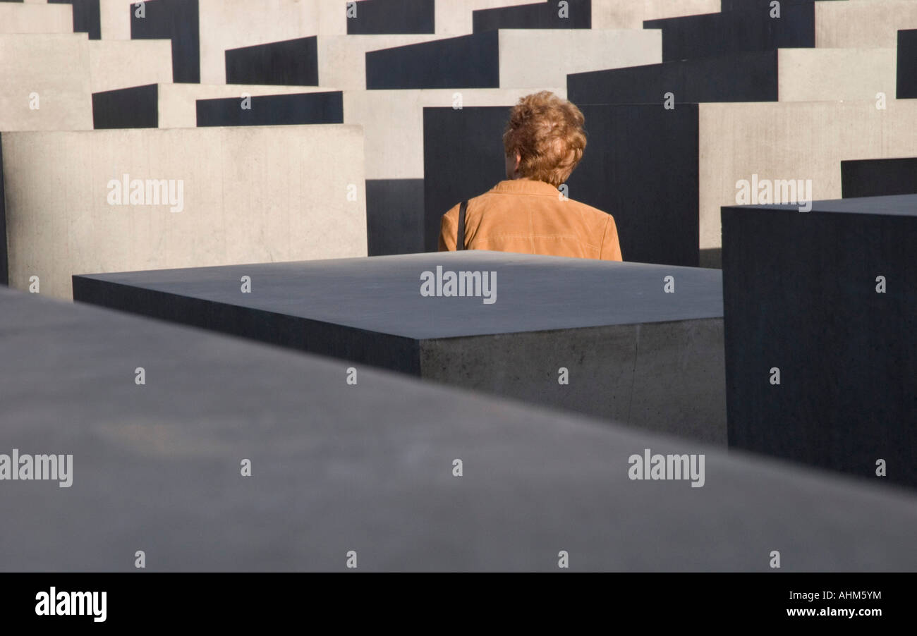 Monumento del holocausto hires stock photography and images Alamy