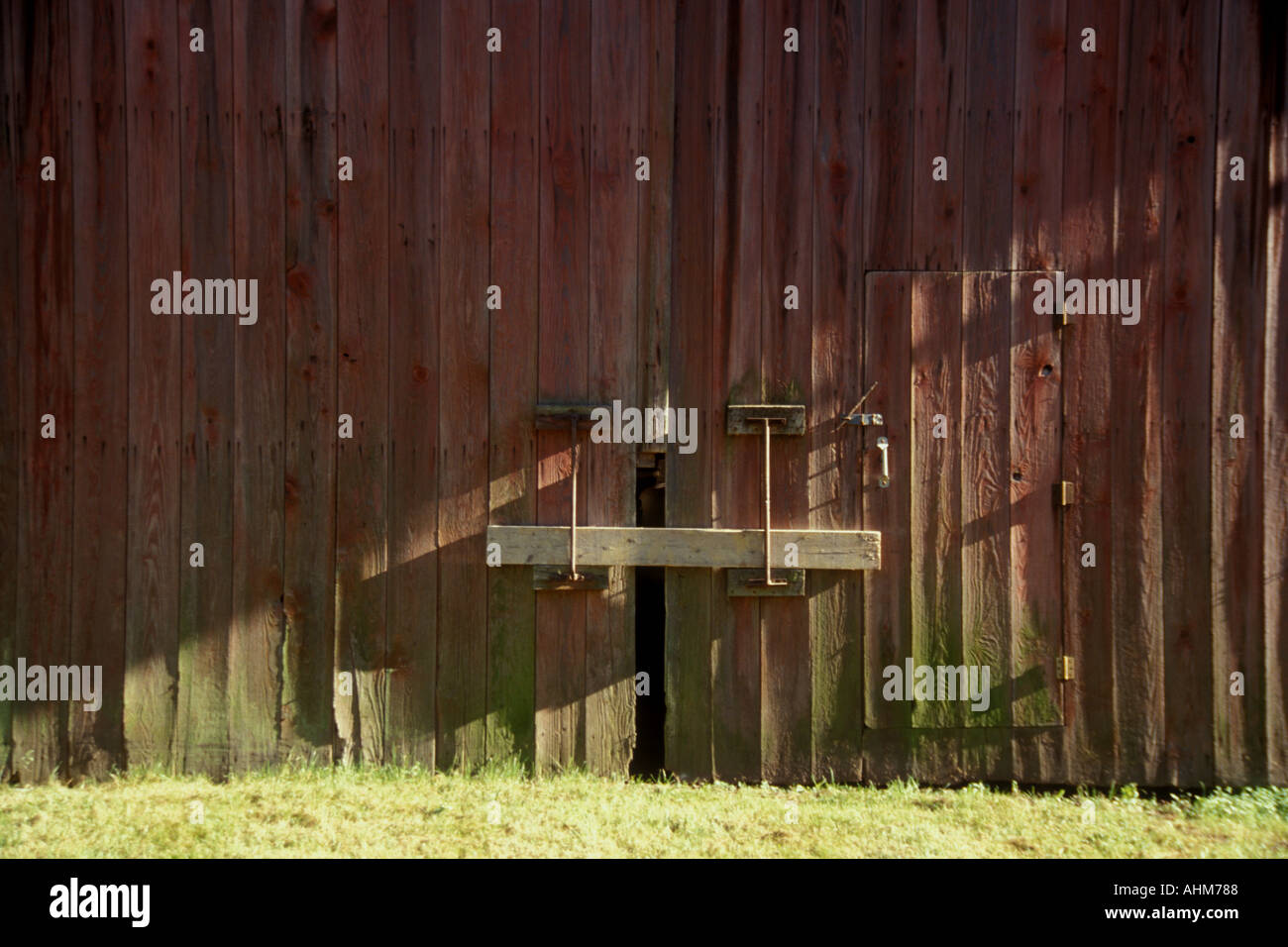 “Old Barn Door Stock Photo - Alamy