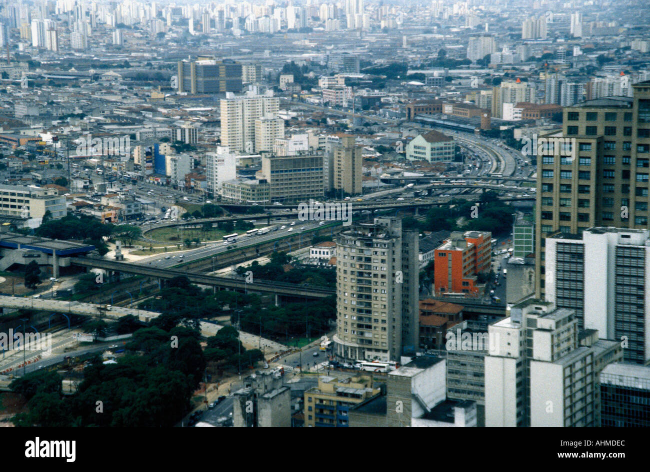 File:Centro de Sao Paulo, Brazil aerial.jpg - Wikimedia
