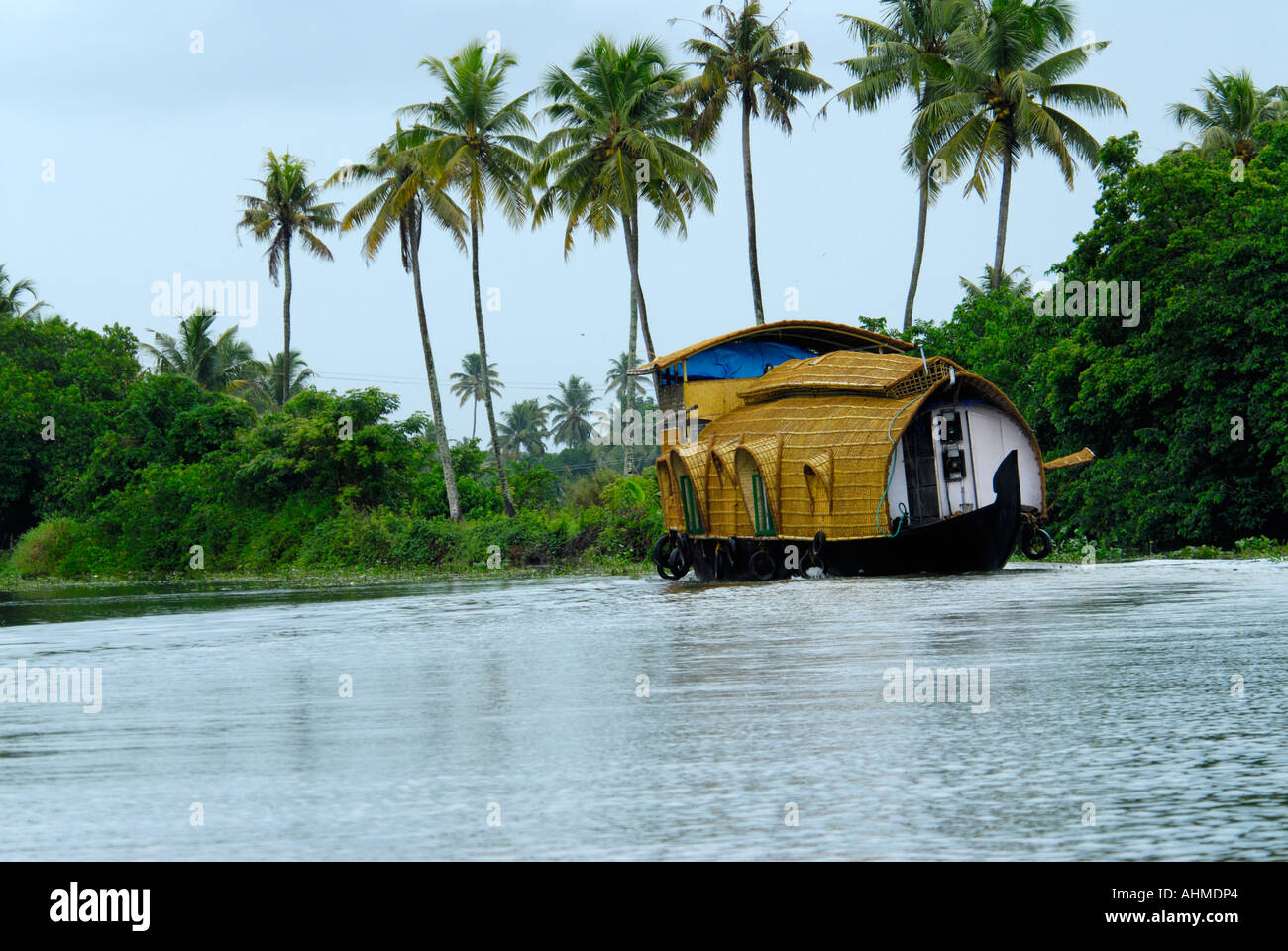 A HOUSE BOAT IN KUMARAKOM KERALA Stock Photo - Alamy