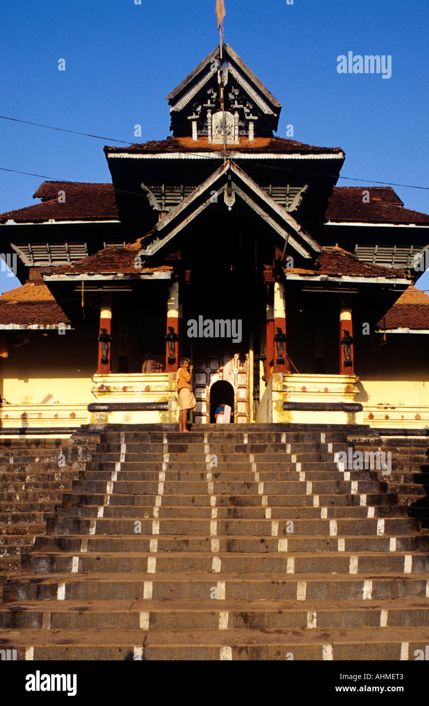 PARTHASARATHY TEMPLE ARANMULA KERALA Stock Photo Alamy