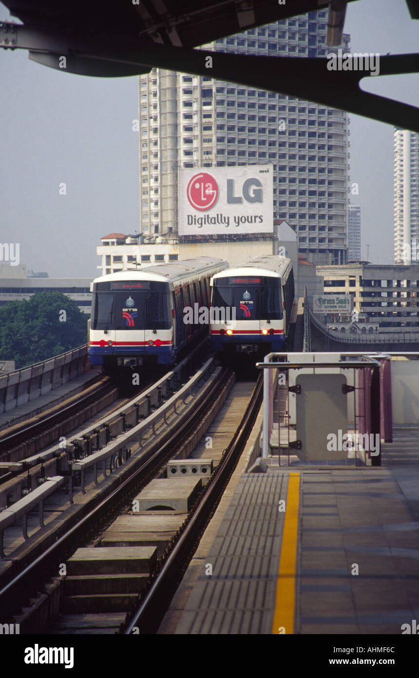 Skytrain in Bangkok Stock Photo Alamy