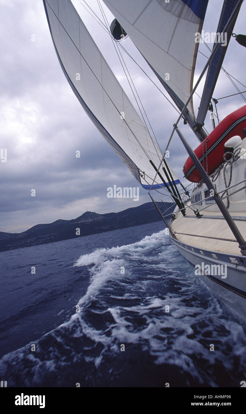 Yacht sailing in rough seas hires stock photography and images Alamy