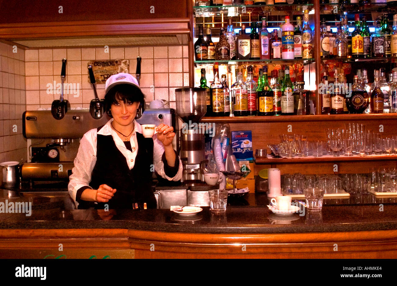 Naples Italy pub bar cafe woman illy caffe coffee Spaccanapoli Toledo