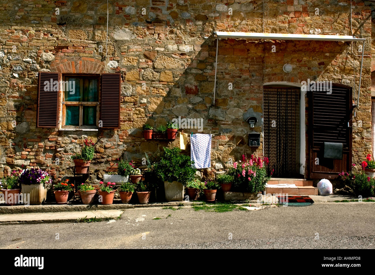Tuscany Italy Italian San Gimignano  house farm Stock Photo
