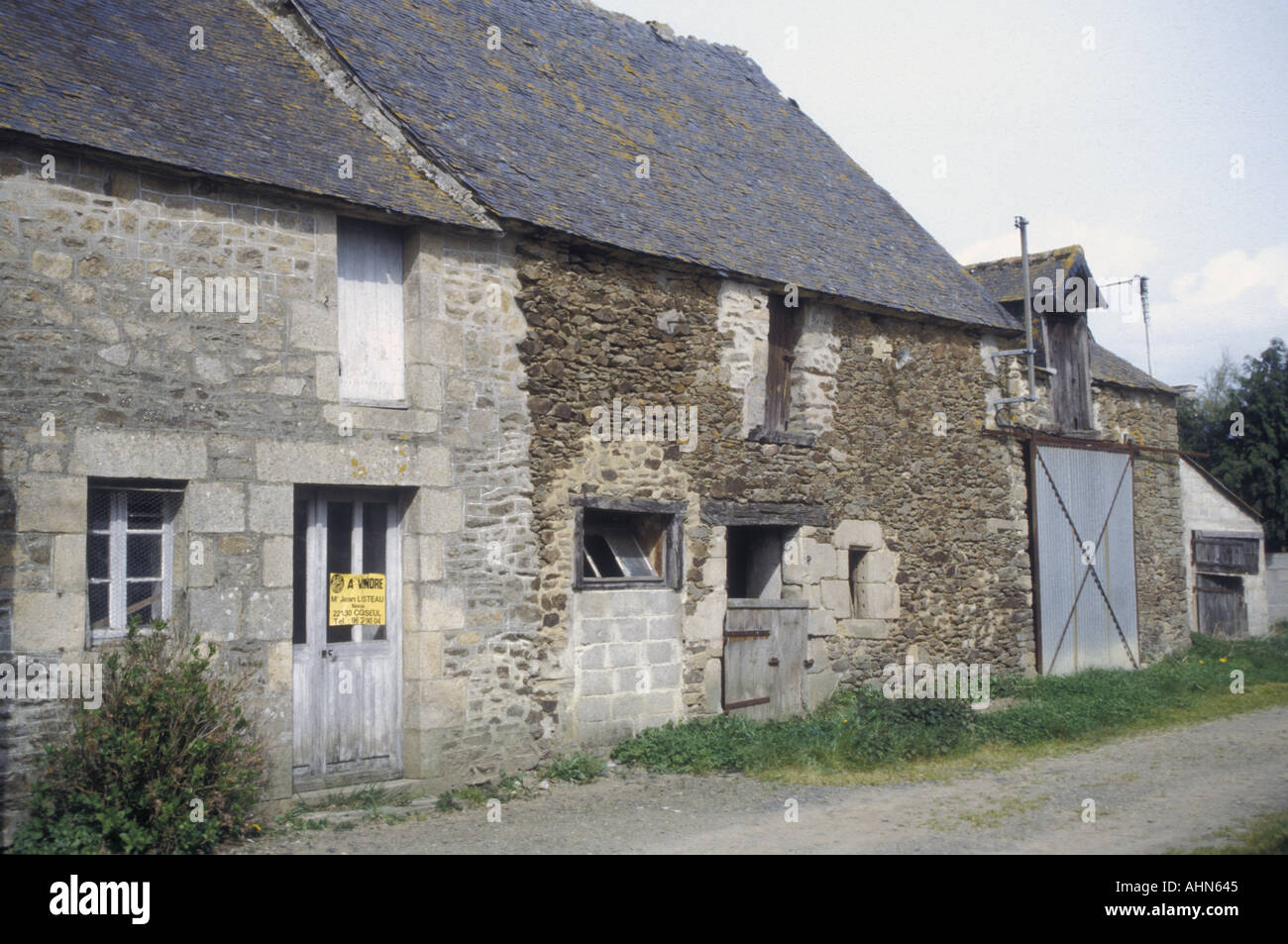 Old farmhouse for sale Brittany Stock Photo