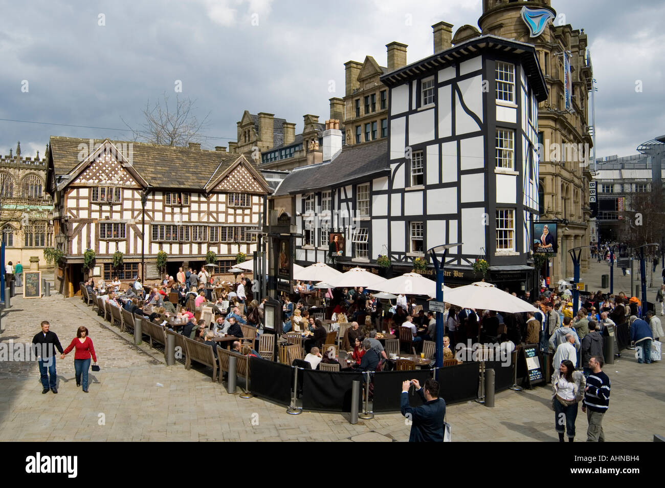 Sinclairs Oyster Bar Manchester England Stock Photo Alamy