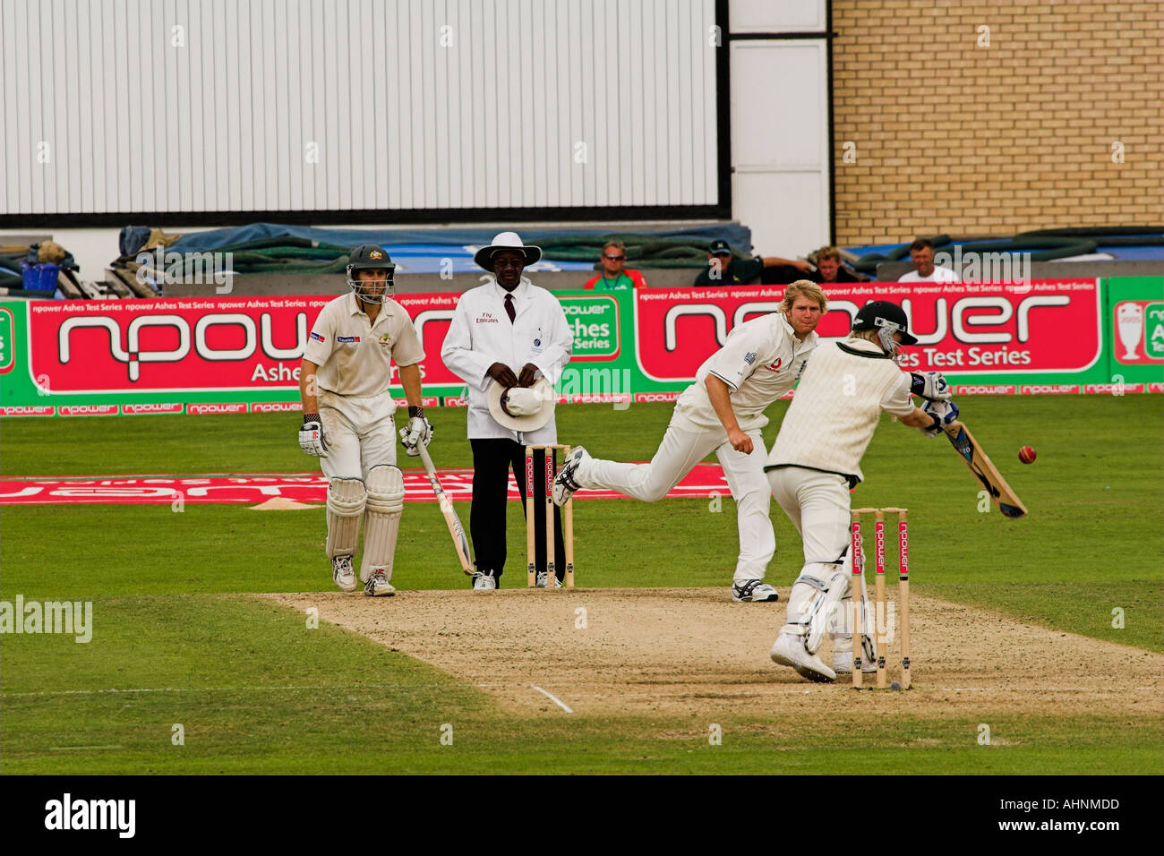 Matthew Hoggard bowling during a cricket game. Stock Photo