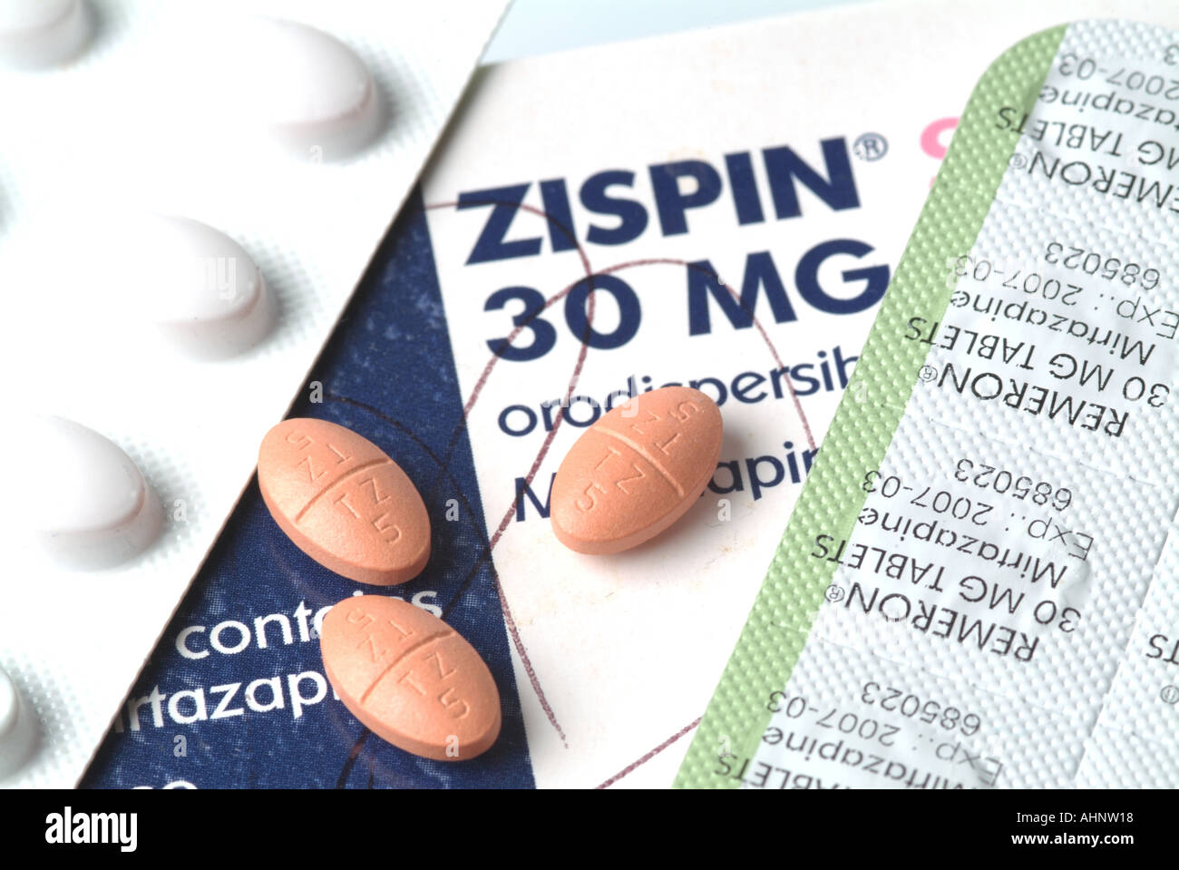 is mirtazapine a safe antidepressant