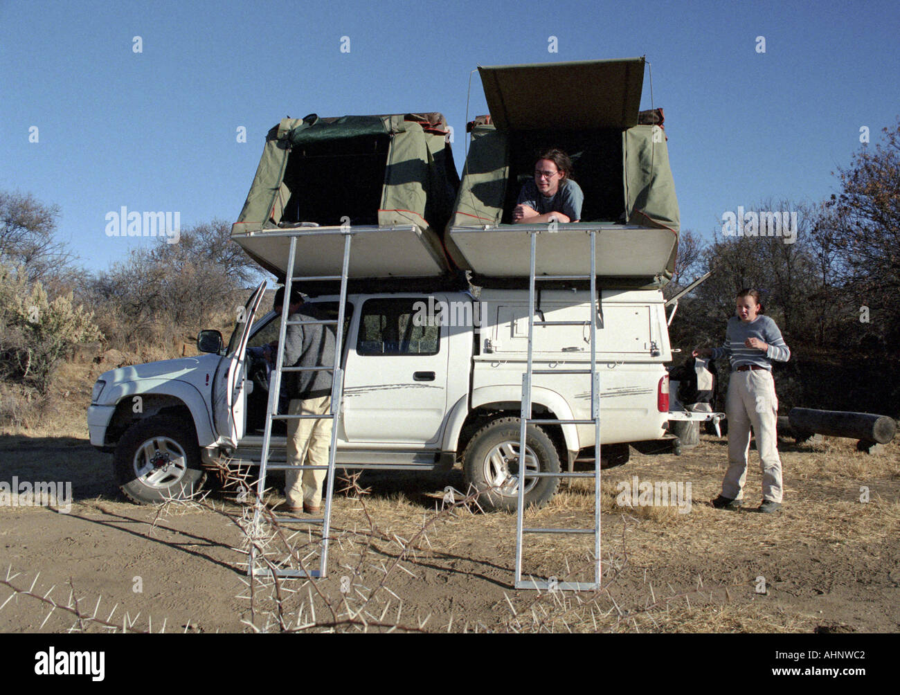 Off road (jeep) car with the tent on top of the roof Stock Photo - Alamy