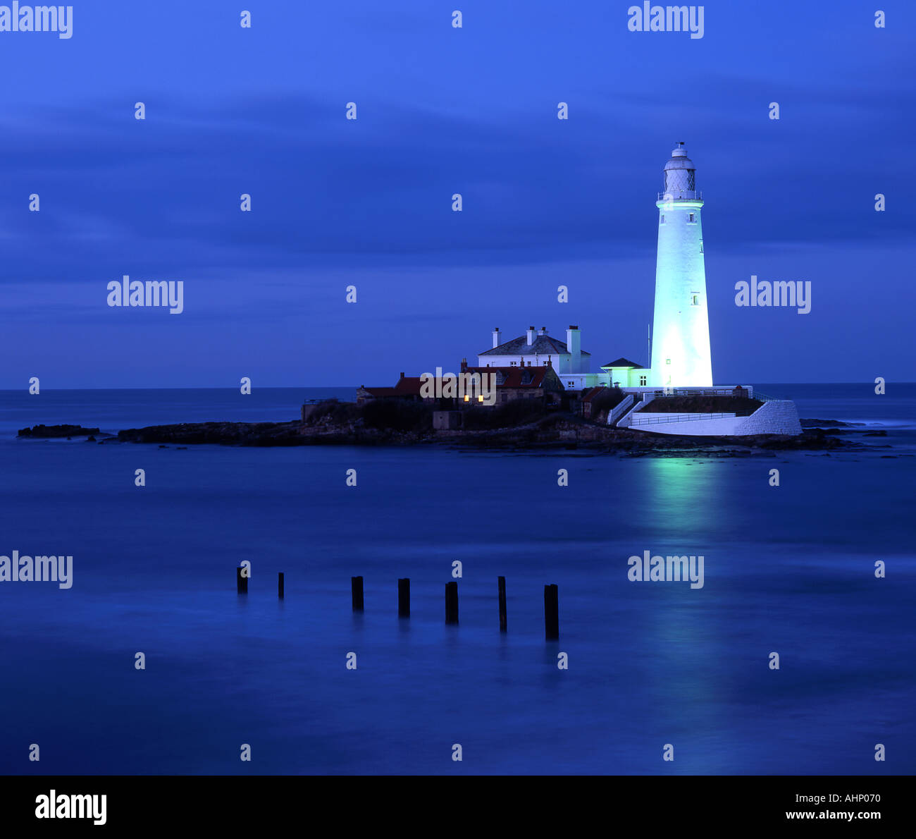 St Mary's Lighthouse at Night, Near Whitley Bay, Tyne and Wear, England, UK Stock Photo