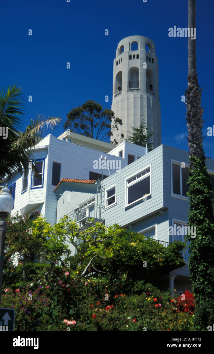 House on Filbert Steps and Coit Tower in the Telegraph Hill