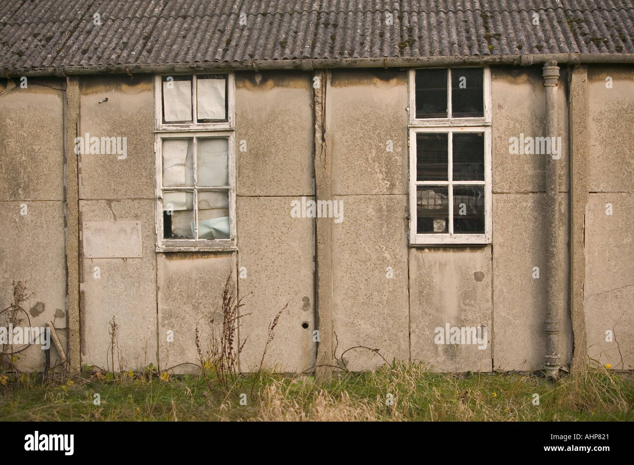 prefabricated-asbestos-house-stock-photo-2697248-alamy