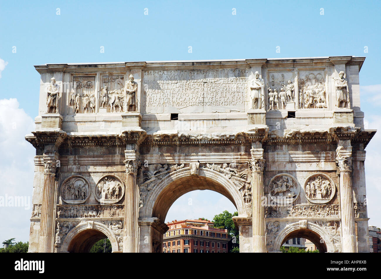 Structure In Rome Roman architecture in the city of Rome, Italy Stock Photo - Alamy