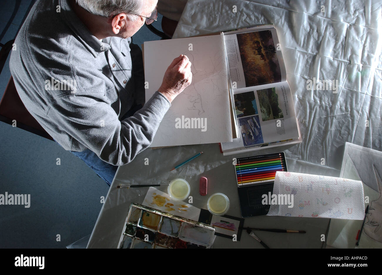 Before painting hi-res stock photography and images - Alamy