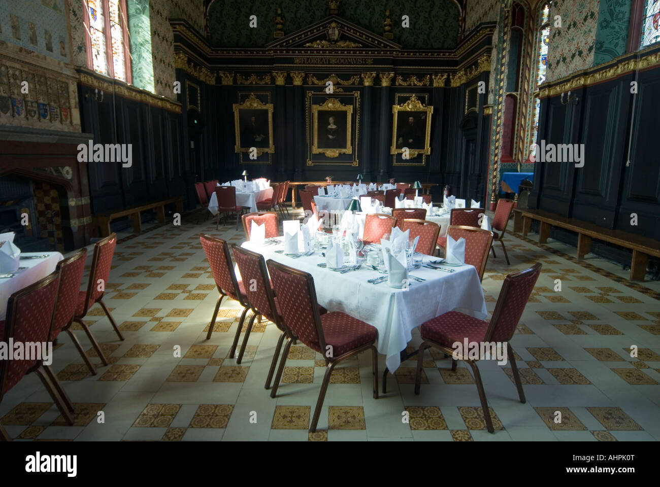 Dining room in Queen's College, Cambridge University Stock Photo - Alamy