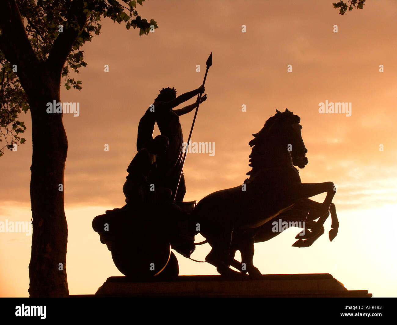 Boadicea Queen of the Iceni statue City of Westminster London England UK in back Stock Photo