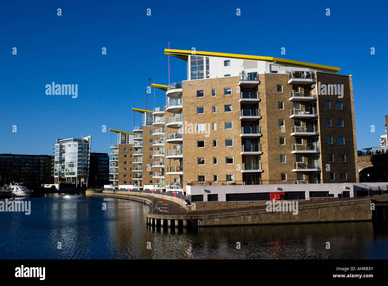 modern apartments in London Limehouse Dock Stock Photo - Alamy