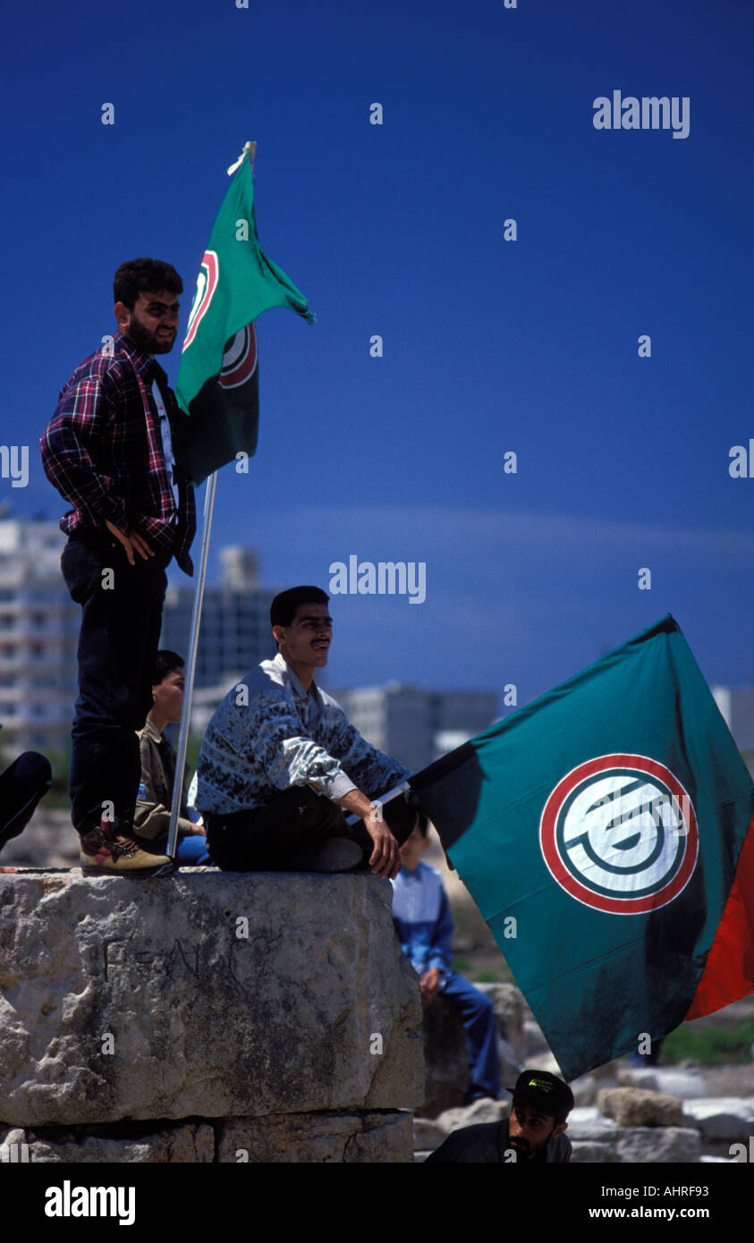 Supporters of Shia party and militia Amal at the remembrance ceremony