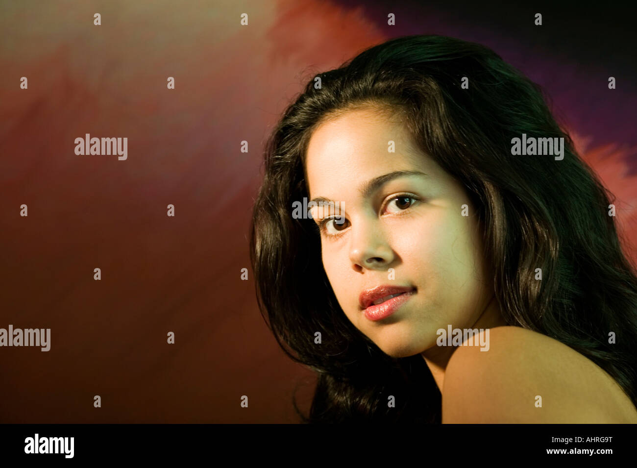 Close up face beautiful woman hi-res stock photography and images - Alamy