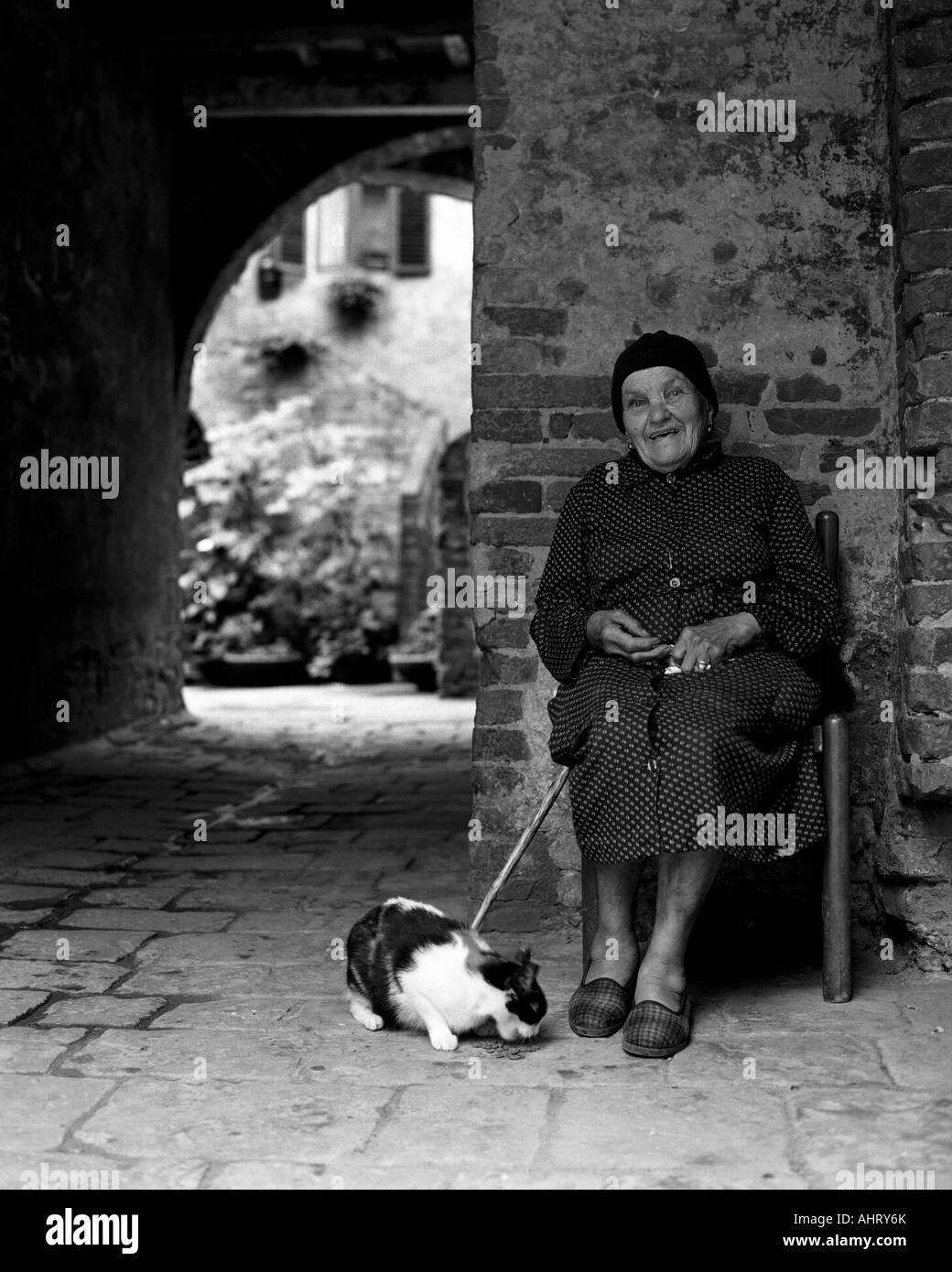 Old italian woman hi-res stock photography and images - Alamy