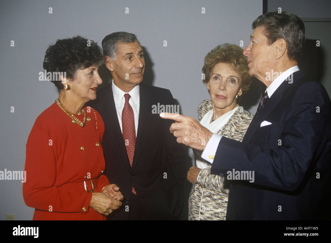 President Ronald Reagan Mrs Reagan California governor George Deukmejian and wife Stock Photo