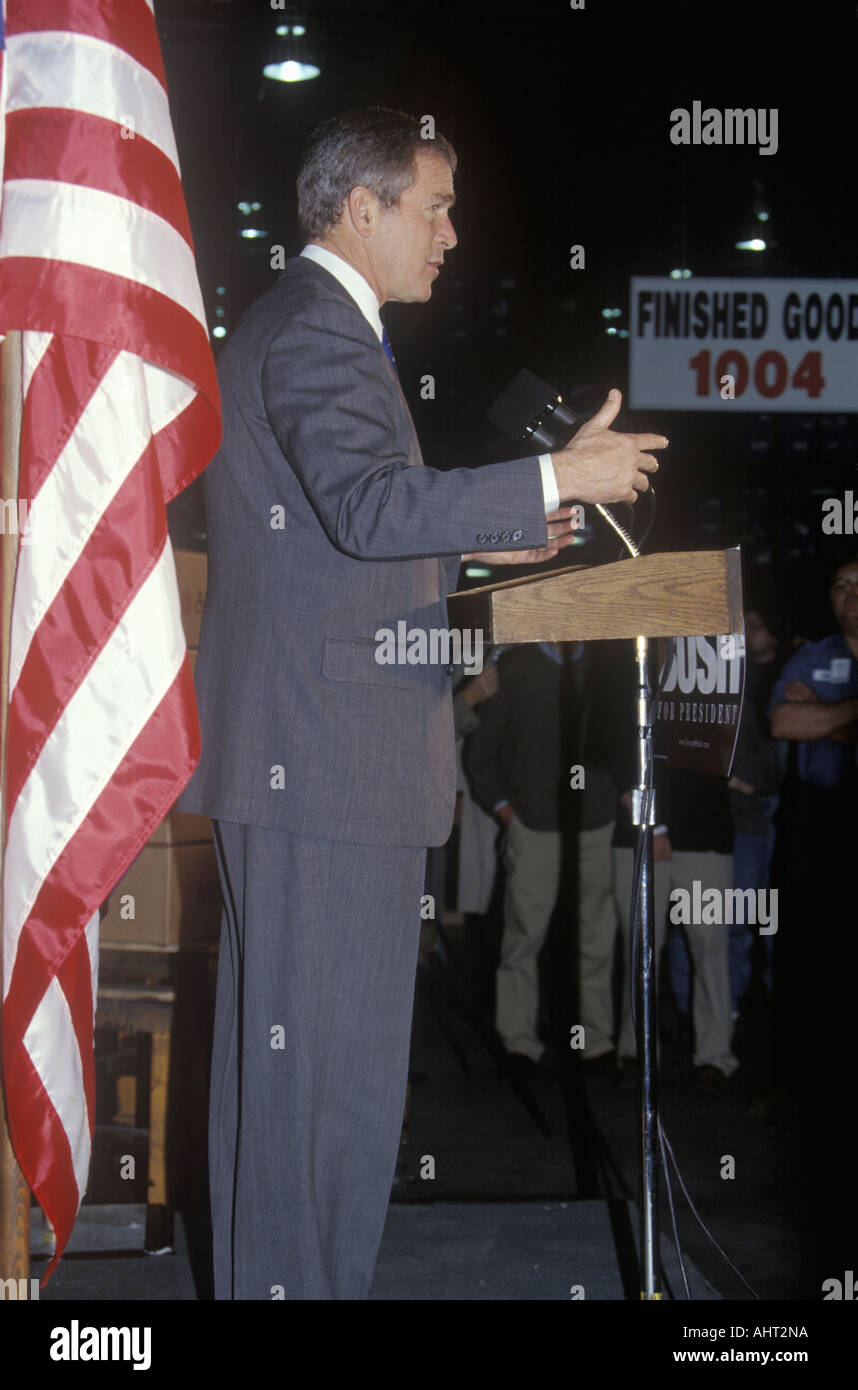 George W Bush speaking from podium at campaign rally Laconia NH January 2000 Stock Photo