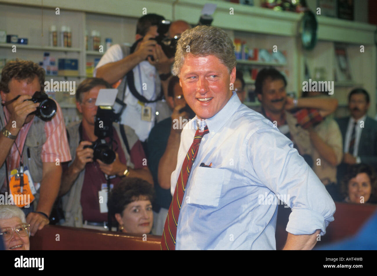 Governor Bill Clinton meets town s people at Dee s Restaurant during the Clinton Gore 1992 Buscapade campaign tour in Corsicana Stock Photo
