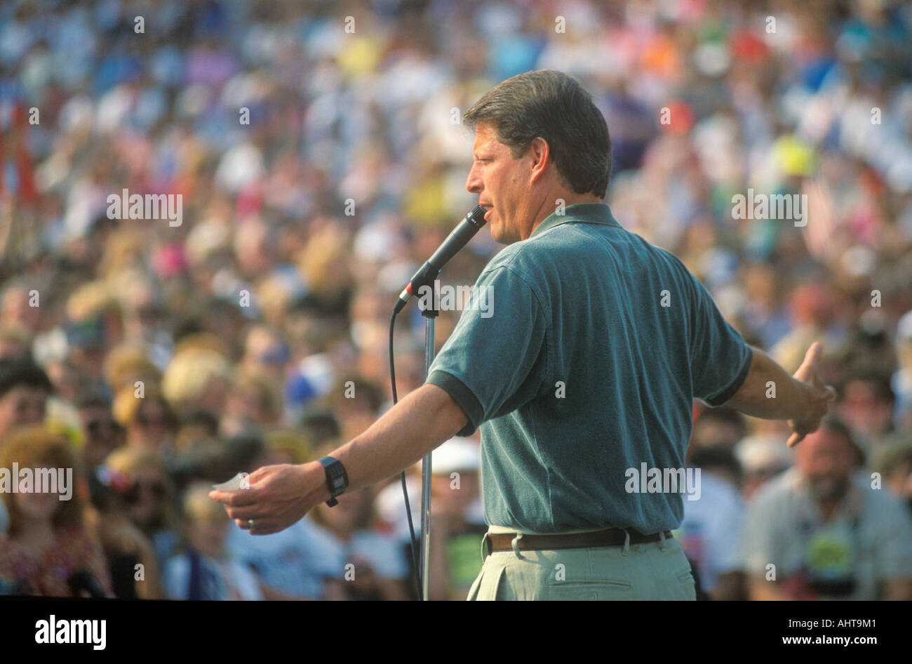 Senator Al Gore on the Clinton Gore 1992 Buscapade campaign tour in Youngstown Ohio Stock Photo