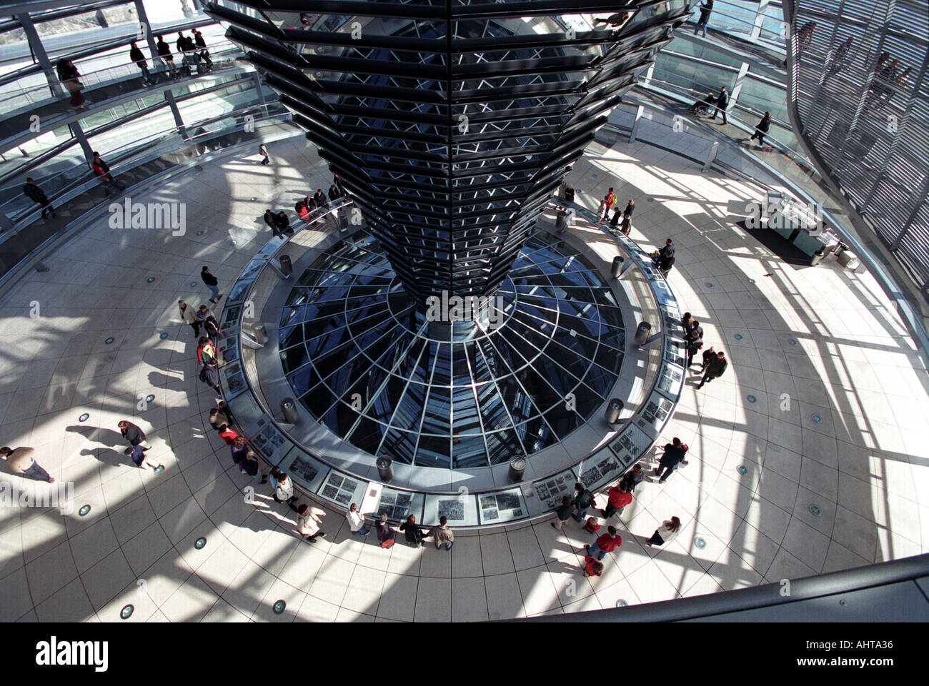 Ramps and mirrors inside the Reichstag dome Berlin Stock Photo - Alamy