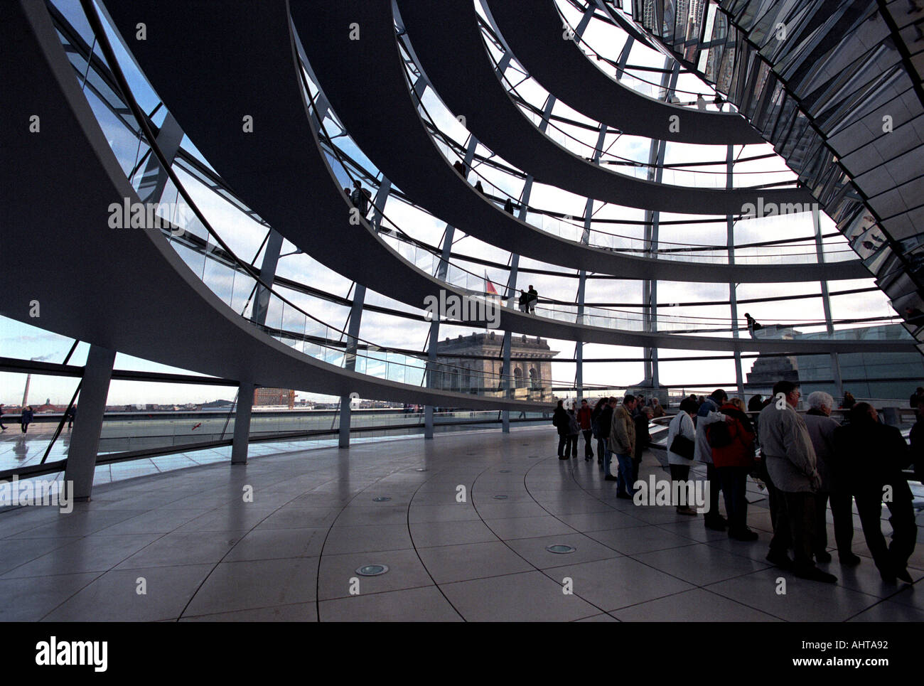 Ramps and mirrors inside the Reichstag dome Berlin Stock Photo - Alamy