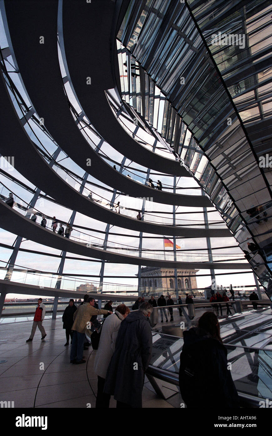 Ramps and mirrors inside the Reichstag dome Berlin Stock Photo - Alamy