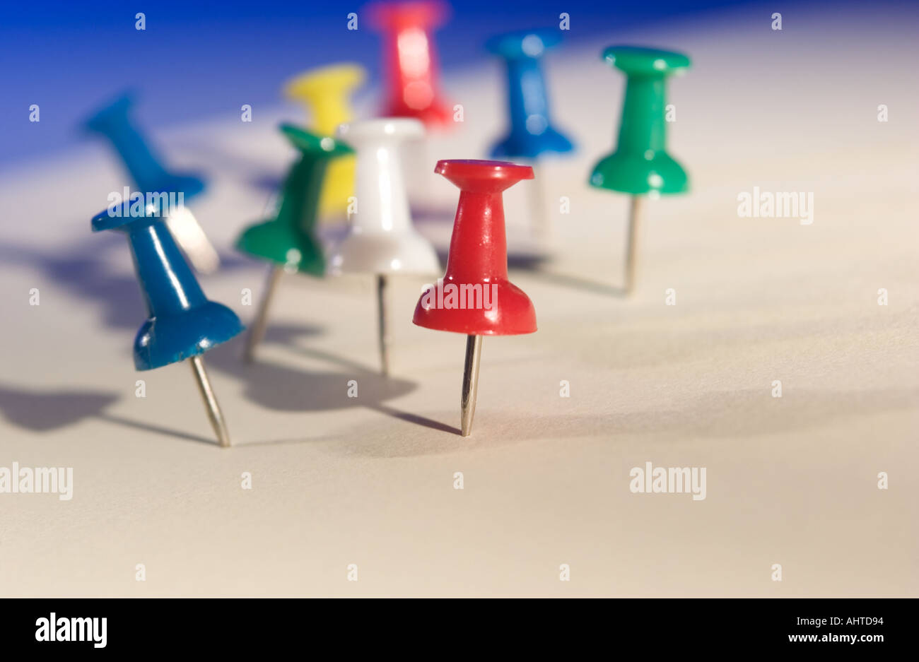 Coloured Drawing Pins Stock Photo Alamy