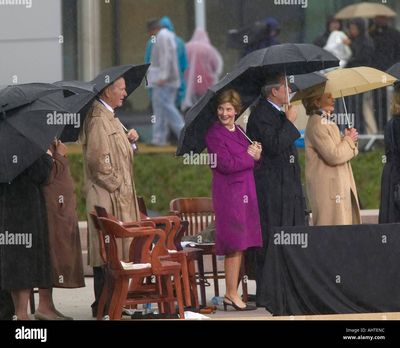 Former President HW Bush President W Bush Laura Bush and