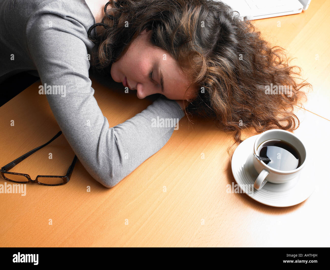 Squeezing eyes shut hires stock photography and images Alamy