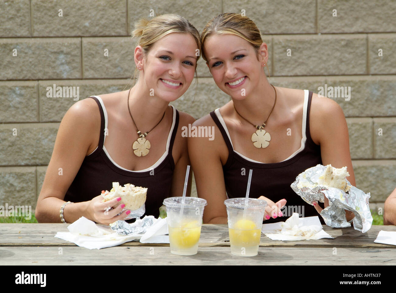 Twins girls at Convention at Twinsburg Ohio Stock Photo