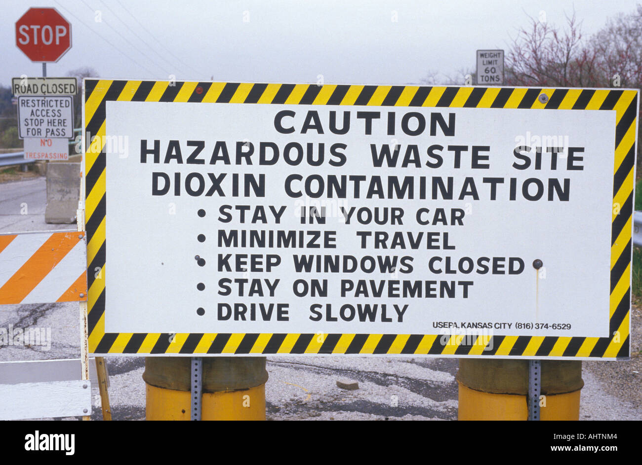 Hazardous waste hi-res stock photography and images - Alamy