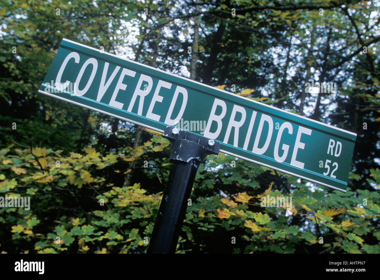 Sign of bridge hi-res stock photography and images - Alamy