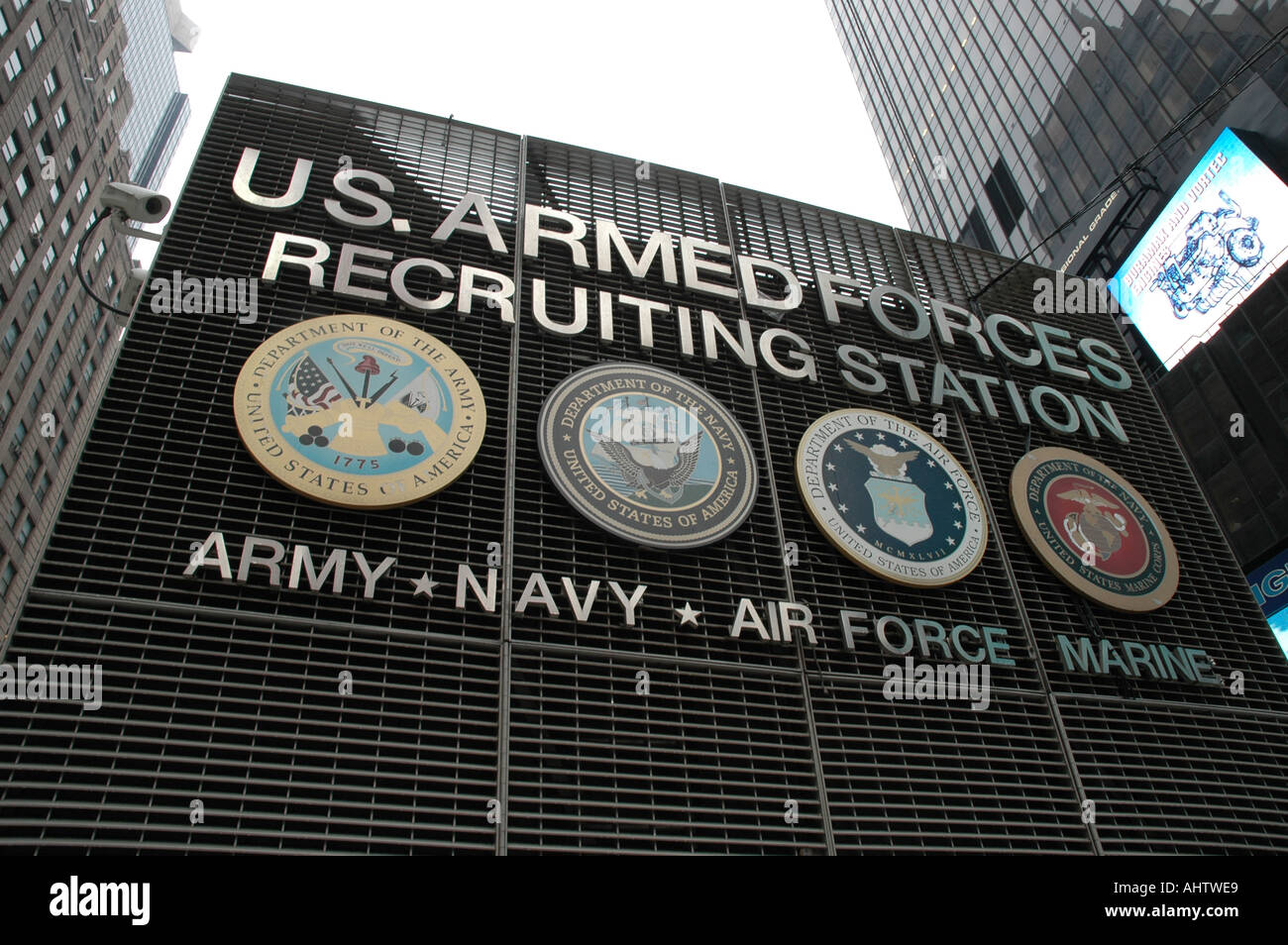 Navy recruiti hi-res stock photography and images - Alamy