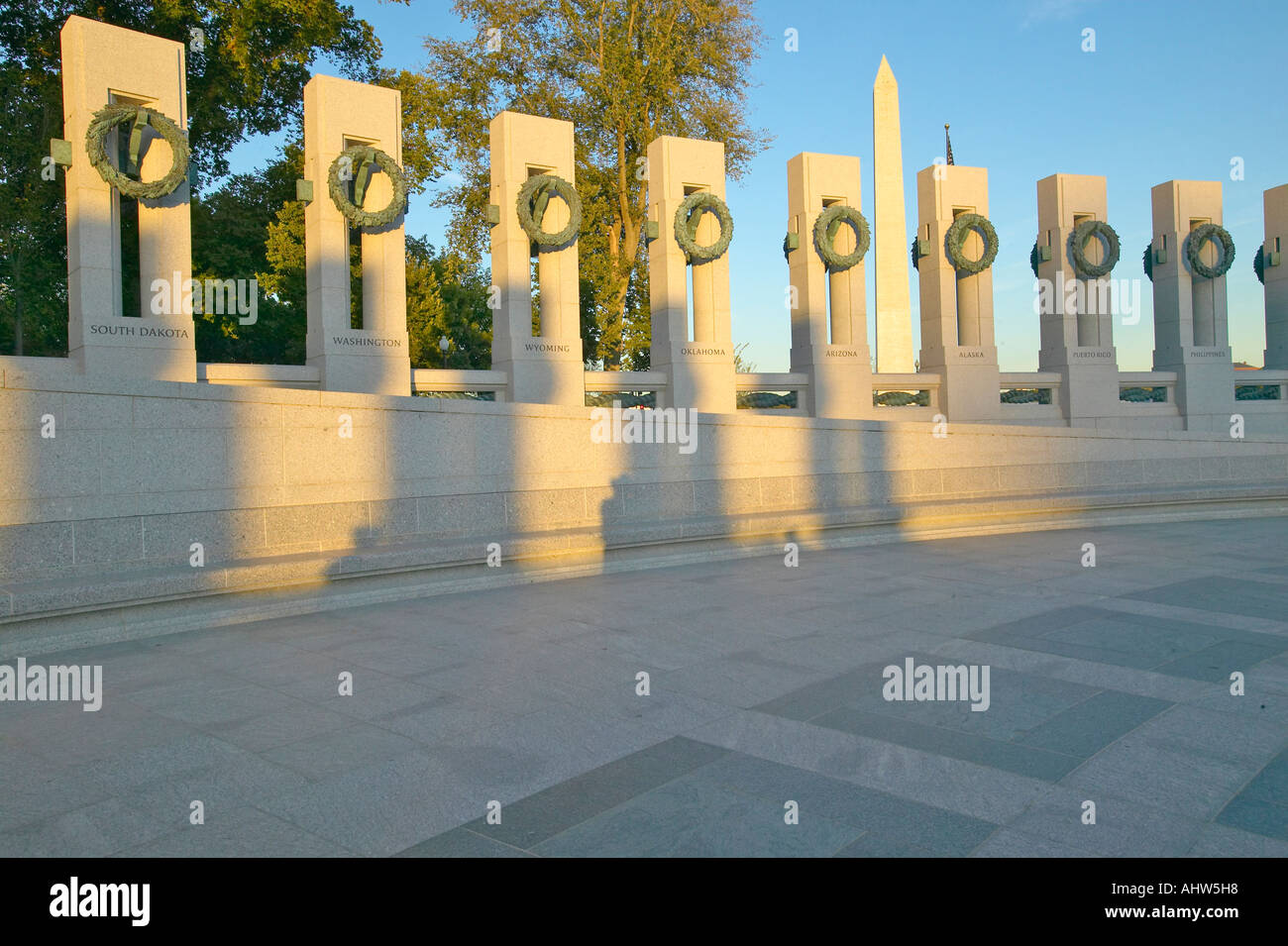 Wreaths at the U S World War II Memorial Washington D C Stock Photo - Alamy