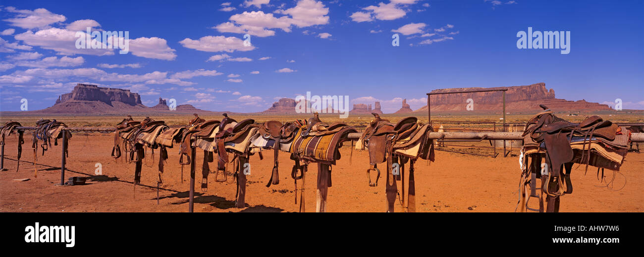Desert dry arid navajo nation tribal land park native indians hi-res ...