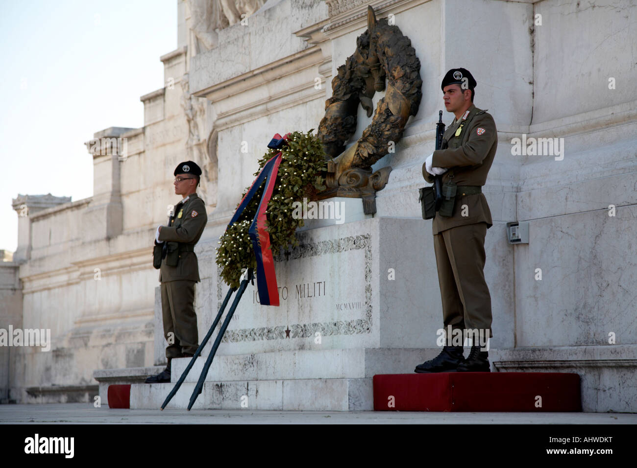 Italian army officers guard the wreaths at the Monument Vittorio Emanuele II in Rome Lazio Italy Stock Photo